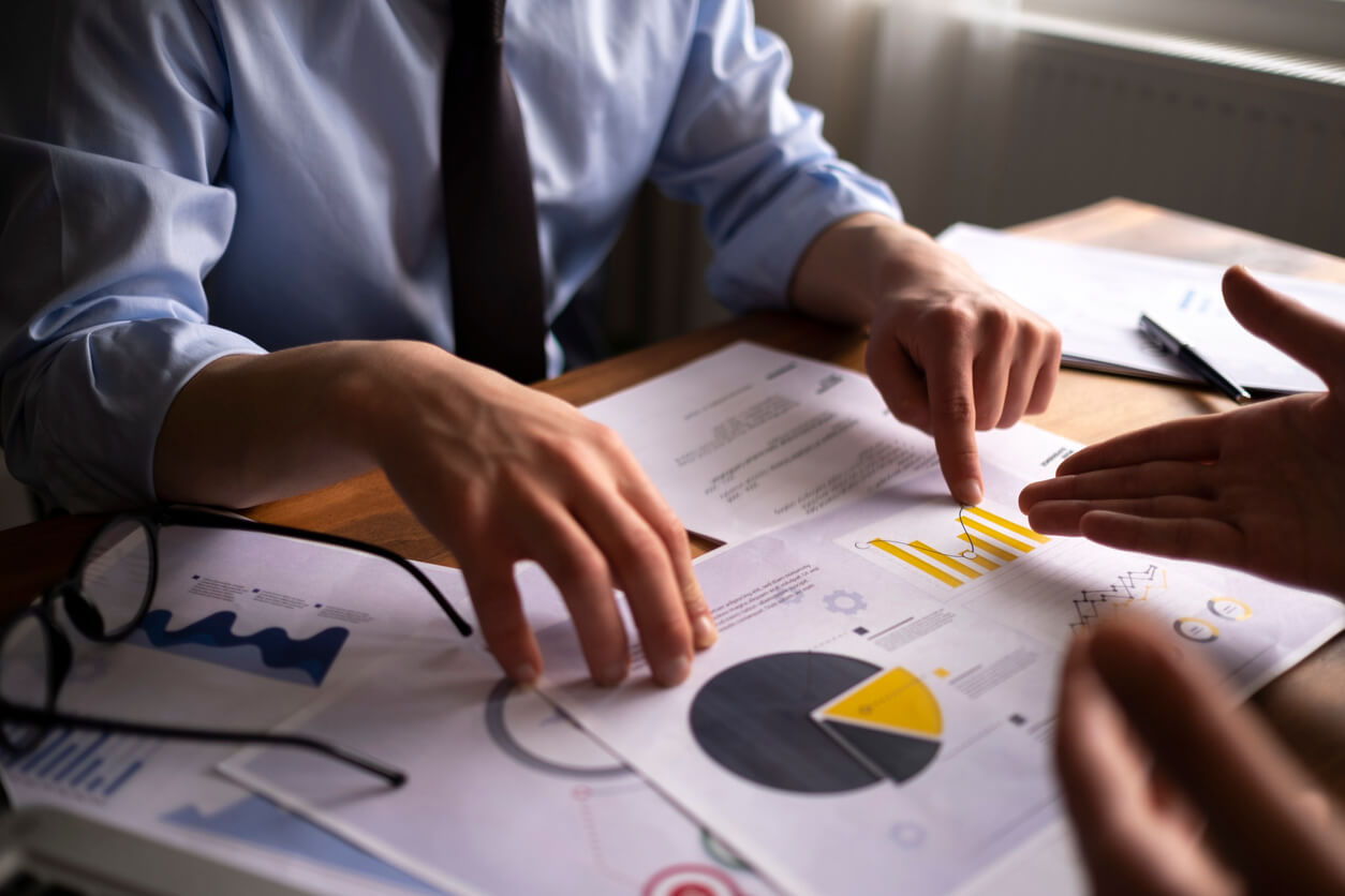 practicallogix's tweet card. Creating a high-quality digital product can be challenging. Learn the key elements of a successful digital application development process.