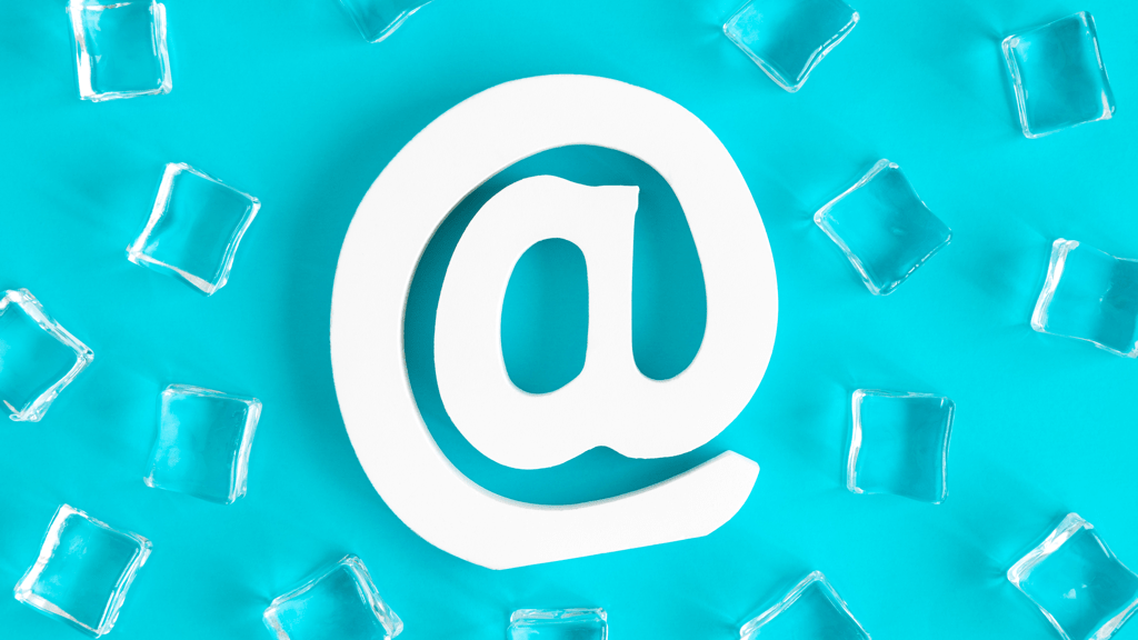 maxprog's tweet card. This blog article explains in detail and gives some advice on how to send a cold email with MaxBulk Mailer.