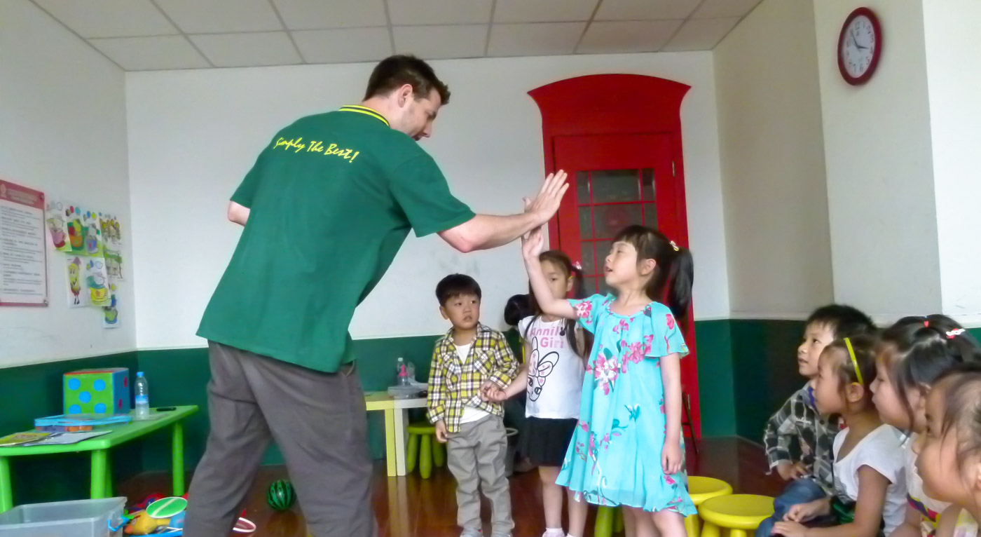 ProjectUntether's tweet card. Finding teaching jobs in China is easy - finding legitimate jobs isn't. This post tells you the best schools to teach at in China. Read on to learn more.