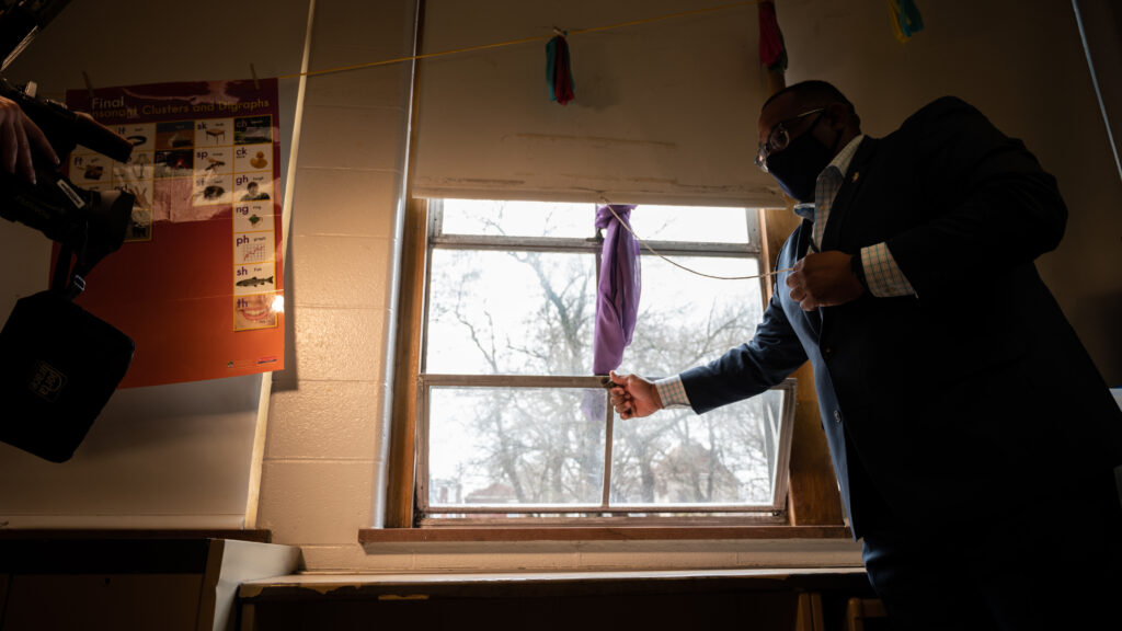 transformwave's tweet card. Stronger indoor air quality regulations for workplaces are good for public health, as well as for businesses and schools, in the country's continuing fight against Covid-19, even at the cost of...