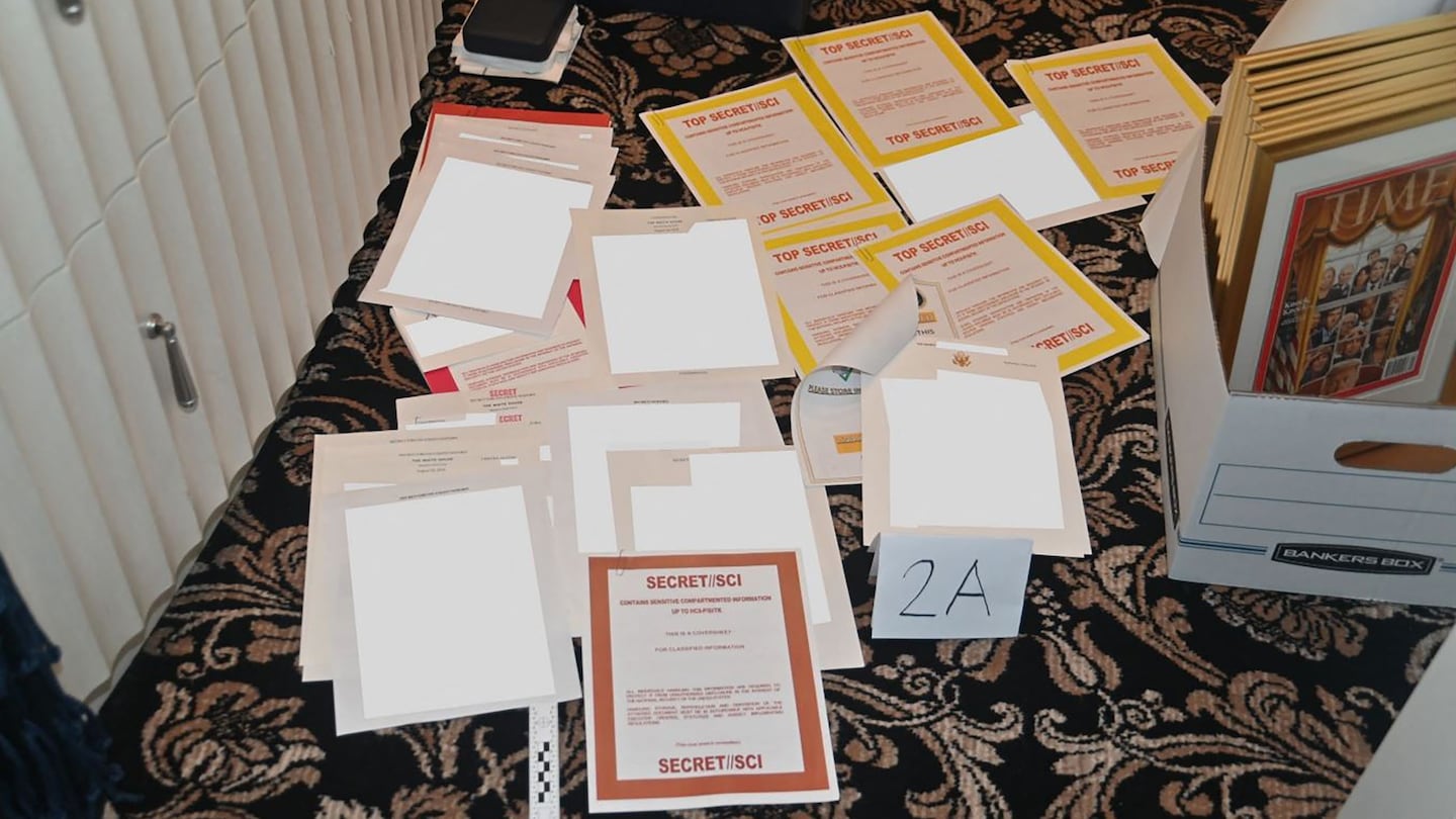 JoyceWhiteVance's tweet card. After 15 boxes of government records were sent to the National Archives in January, attorney Alex Cannon thought Donald Trump might have more records at Mar-a-Lago, people familiar with the matter...