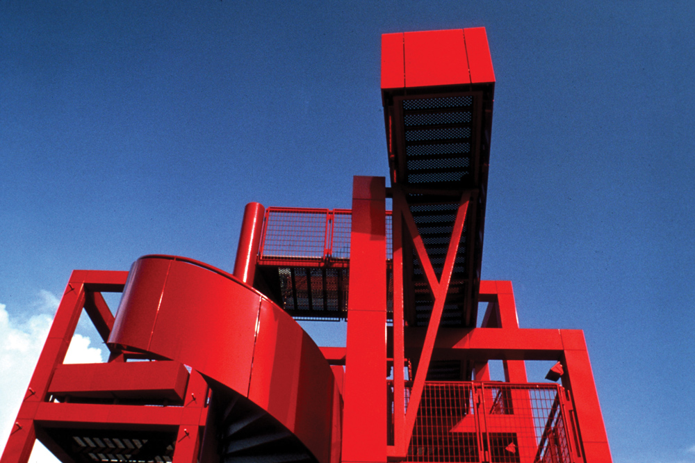 SpaceSyntaxNet's tweet card. Deconstructivism wasn’t exactly a movement, but its practitioners – from Frank Gehry to Bernard Tschumi – certainly caused a great stir
