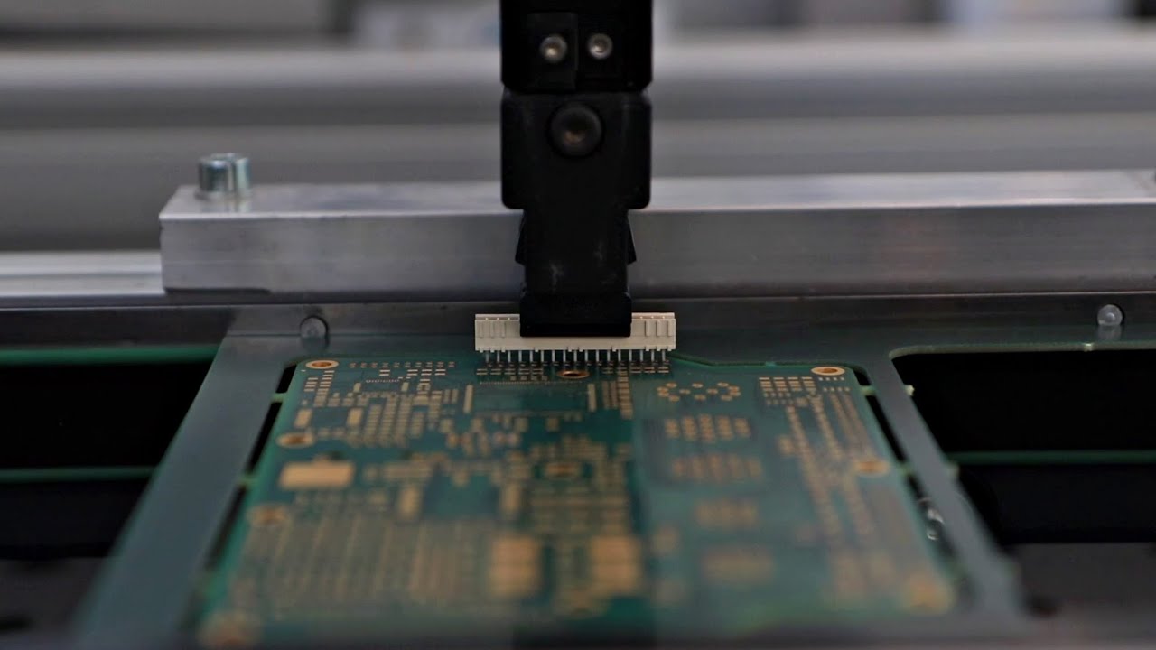 ROBOTT_NET's tweet card. ROBOTT-NET: Flexible component placement with a robot