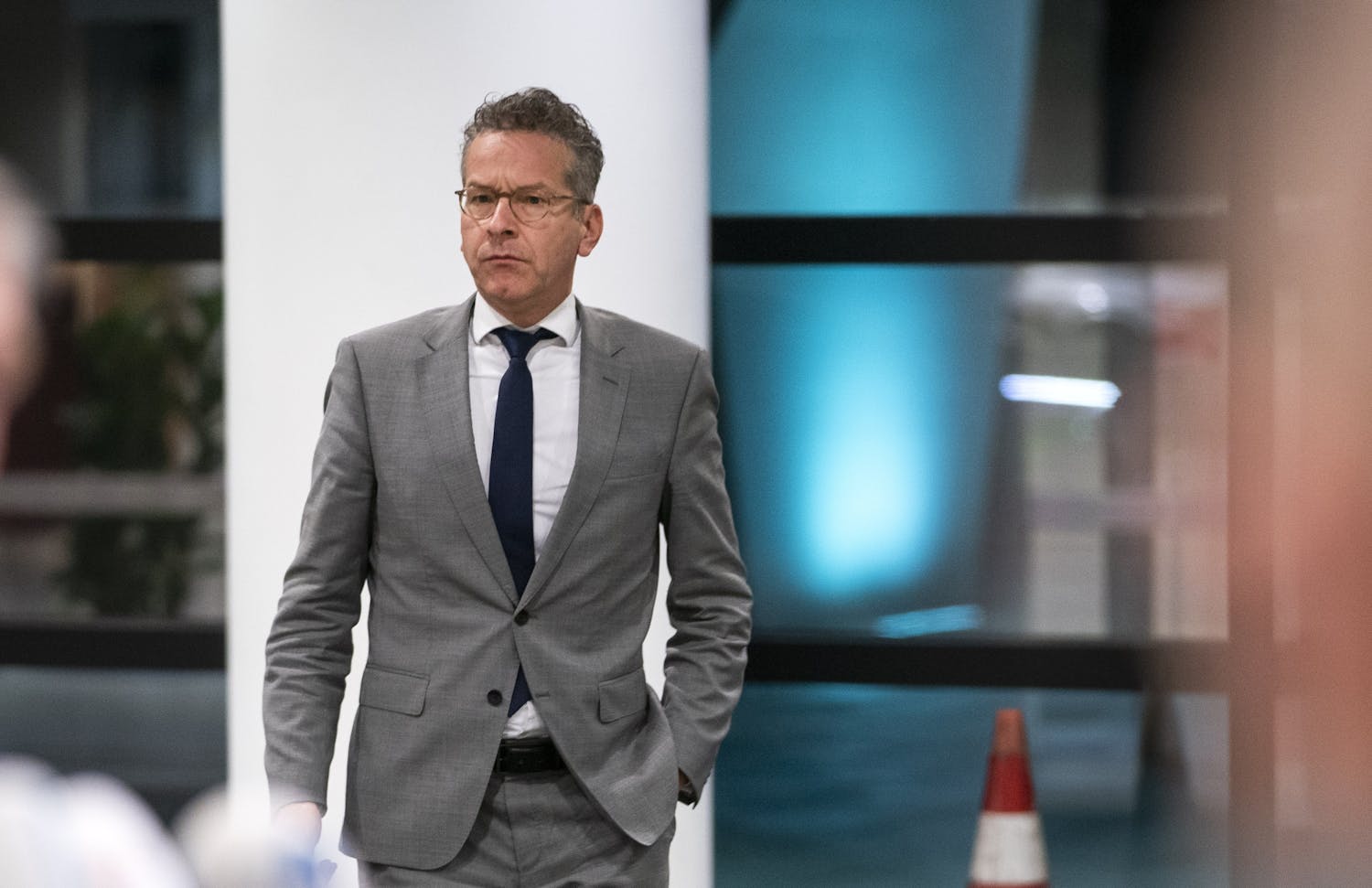 Brainport_int's tweet card. De Eindhovense burgemeester Jeroen Dijsselbloem pleit voor een nieuwe wet naar het voorbeeld van de crisis- en herstelwet uit 2010. 