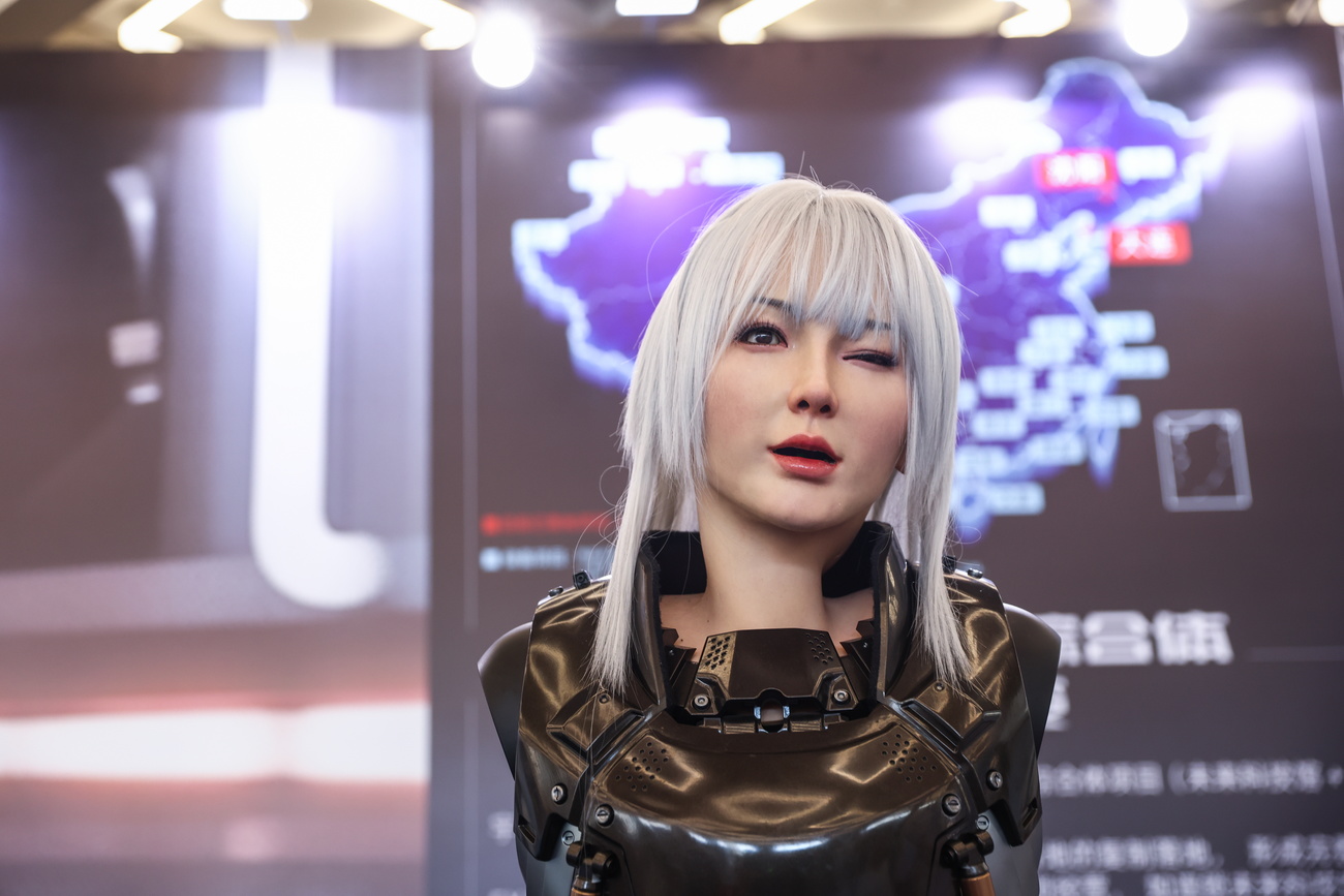 JScurrell's tweet card. Switzerland is looking with interest at China as it aims to become a bridge between East and West in the global AI race. 