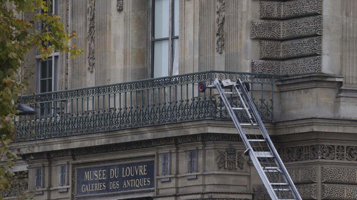 C_ATLAN_TAPIERO's tweet card. Plusieurs malfaiteurs ont brisé des fenêtres pour s’emparer de bijoux, ce dimanche matin, dans le célèbre musée du centre de Paris.