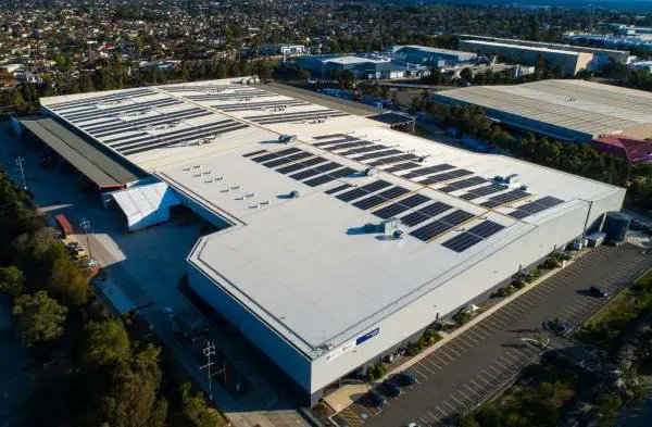OneStepOffGrid's tweet card. Victoria offers big discounts for large rooftop solar arrays for businesses and community groups as governments intensify support for consumer energy resources.