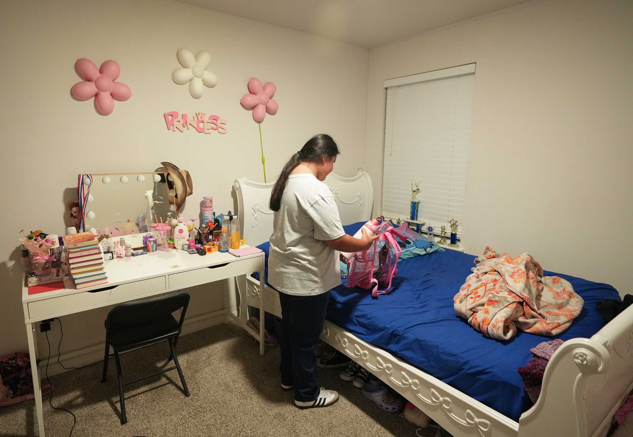 nicoleMfoy's tweet card. At Guerrero Thompson Elementary in North Austin, families flee, students unravel and teachers struggle as law enforcement expands immigration operations onto school grounds.