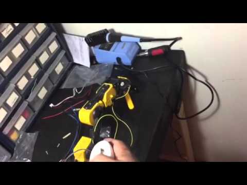 SaltilloArduino's tweet card. Controlador de brazo robótico con adaptación de control nunchuck de...