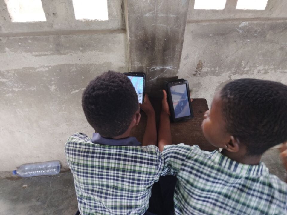 jjustcommit's tweet card. Kindly Donate to help us raise money to print our free text books for urban and rural poor and disabled students. Donating $4 can help buy a book and $100 can help buy 25 Textbooks for a normal class...
