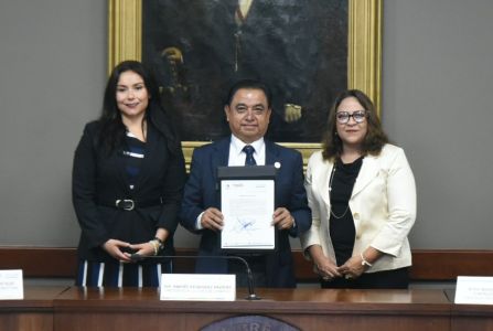 Avanhgo's tweet card. Pachuca de Soto, Hgo.- En un acto que refuerza la cooperación interinstitucional y el compromiso con los valores democráticos, el Congreso del Estado Libre y Soberano de Hidalgo y el Instituto Esta…