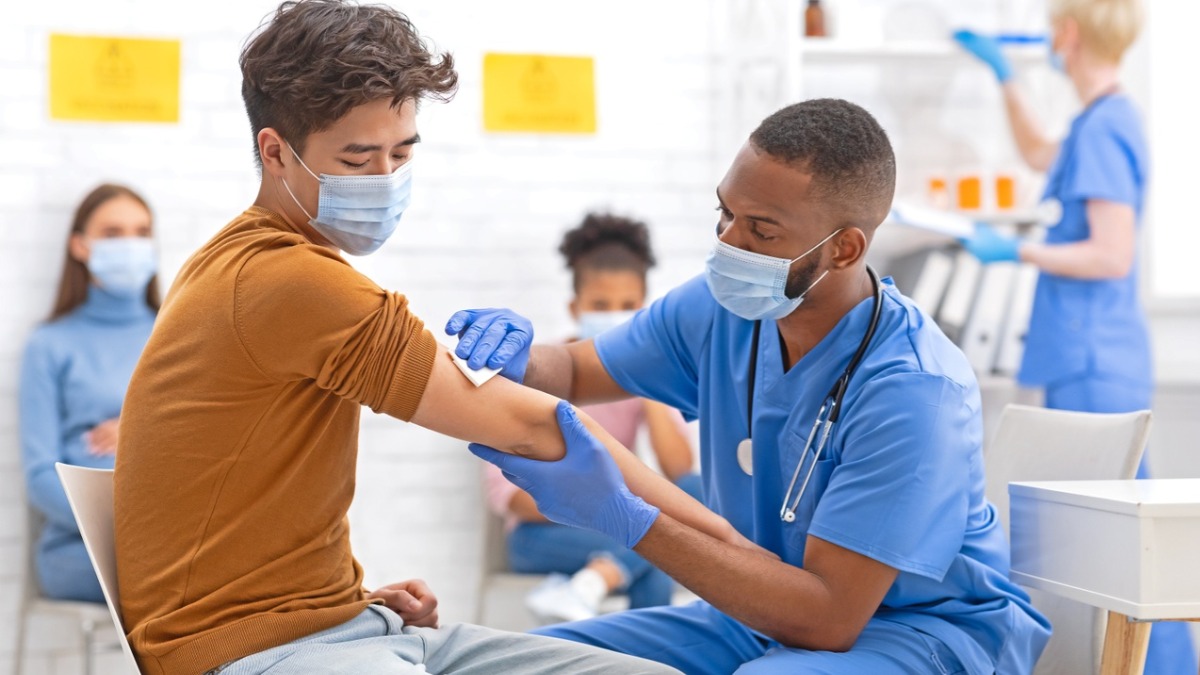 Axway's tweet card. Streamlining healthcare integration helps ease administrative burdens and empowers staff. Achieve more and innovate with less in healthcare IT.