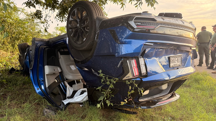 KhaoticKell_'s tweet card. Hi, I’m Markell, and I’m reaching out for support after a difficult few months. Back in … Markell Dorest needs your support for From Rollover to Recovery!