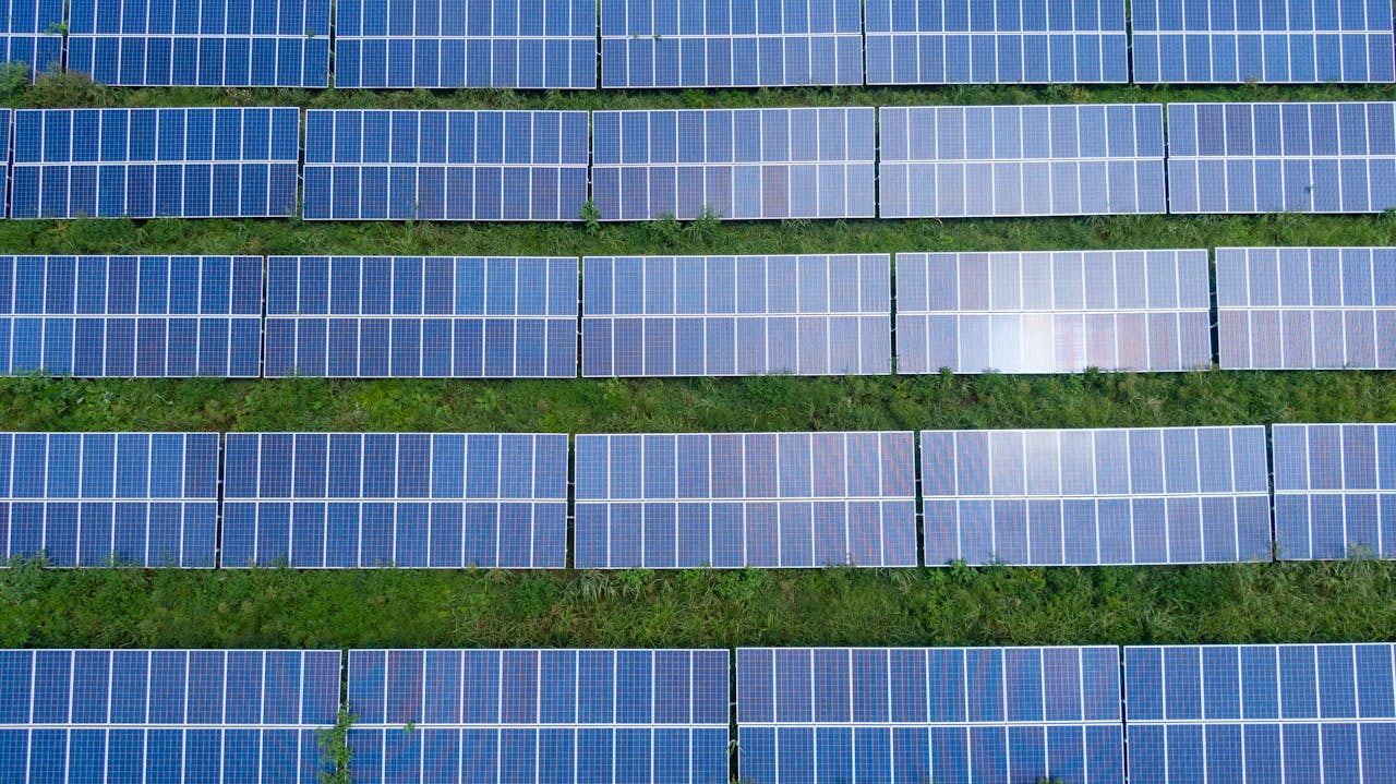 ProjectXIndia's tweet card. Construction of 40 KWp off-grid Solar PV plant on turnkey basis at Siddhawarkut, Omkareshwar, Distt. Khandwa (