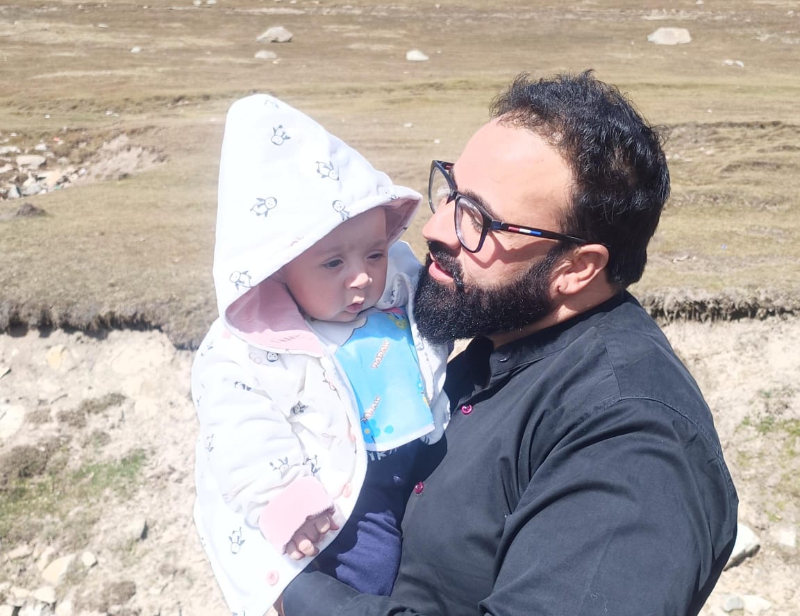 WaqarHBhatti14's tweet card.   Rajouri, Oct 20, KNT: The Jammu Kashmir and Ladakh High Court has quashed the Public Safety Act (PSA) detention of prominent social activist Waqar H. Bhatti from Rajouri district, terming the order...