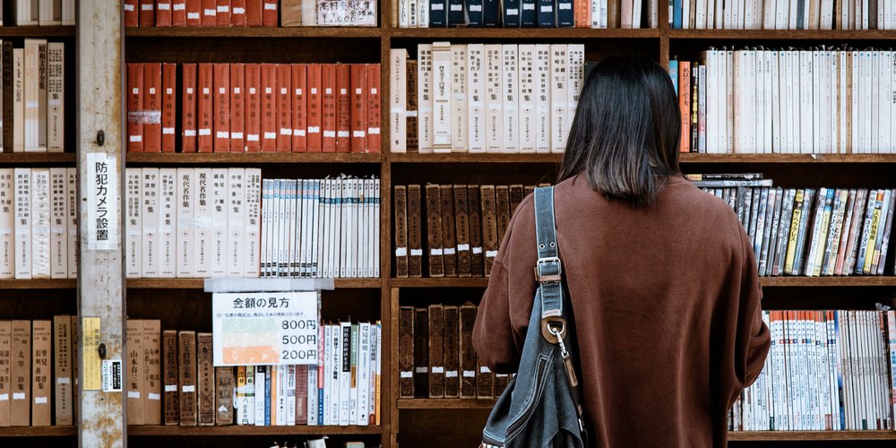 studio_m_song's tweet card. Photo by Abby Chung from Pexels You would like to continue your journey as a developer by...