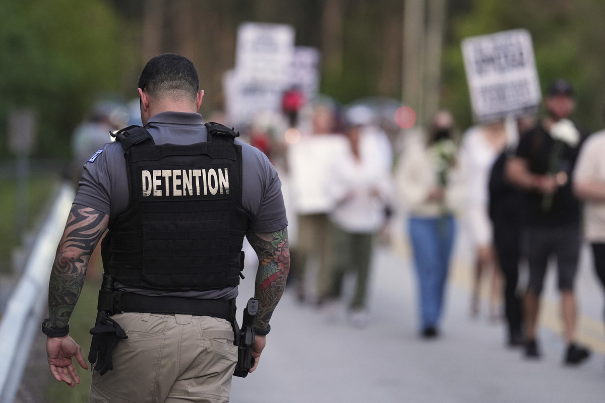 Java25Aimhigh's tweet card. Nearly as many migrants have died in detention so far this year than over the four years of the Biden administration.