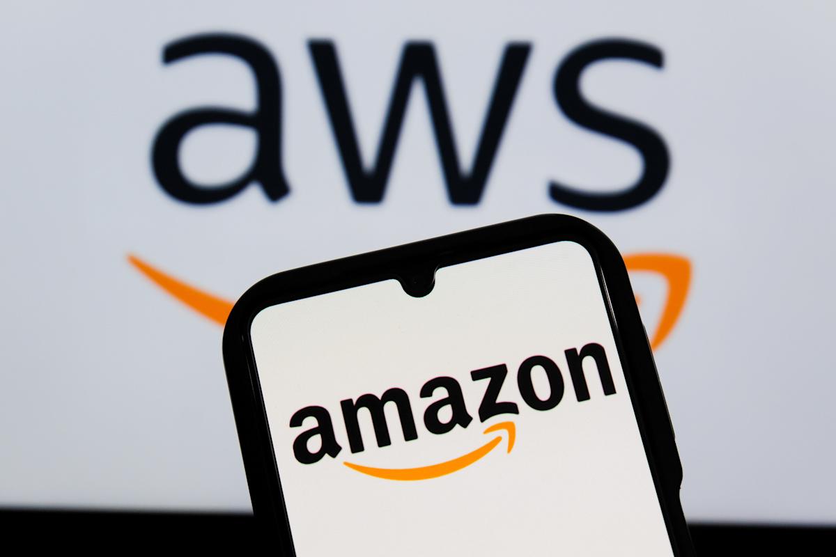 engadget's tweet card. The internet is dealing with a hangover this morning thanks to issues with Amazon Web Services.