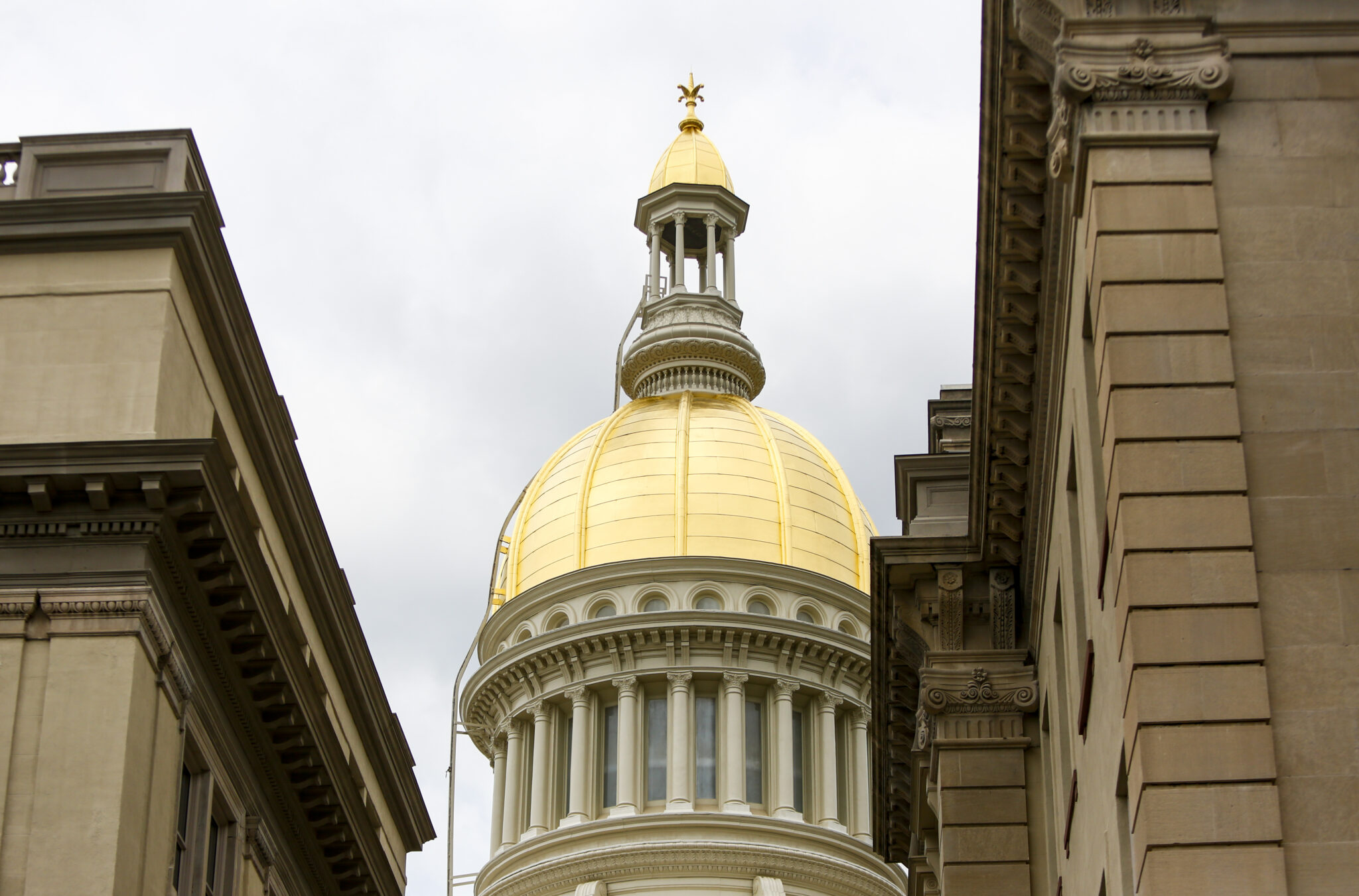chrislloyd_mwc's tweet card. The bill would boost caps on tax incentives, with the largest increases coming to developers building in Paterson, Trenton, and Atlantic City