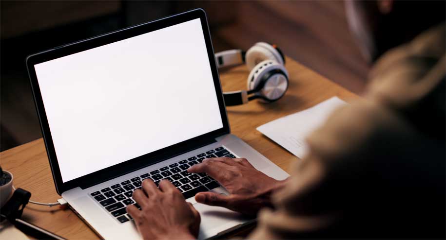 jeromeesperanza's tweet card. How to troubleshoot and fix Drupal white screen of death (WSOD) during and after logging in. The login page would load, but after submitting credentials, the website only showed a blank white screen.