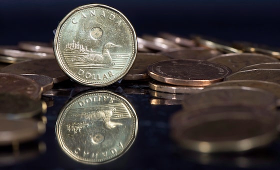 globeandmail's tweet card. Factory sales grew by 2.5% in July, more than economists had forecast