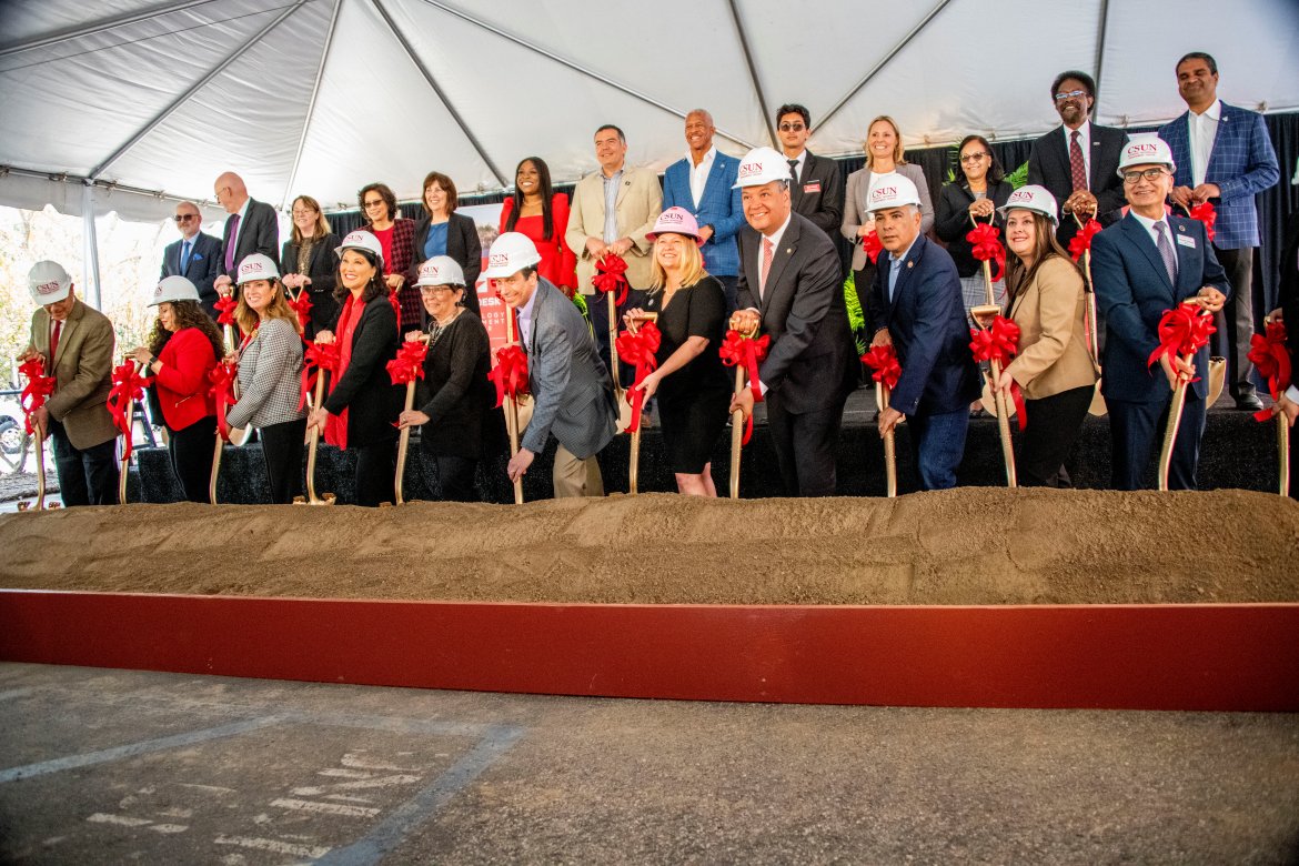 CADBlogWatch's tweet card. With this new gift, the Autodesk Technology Engagement Center breaks ground at California State University, Northridge
