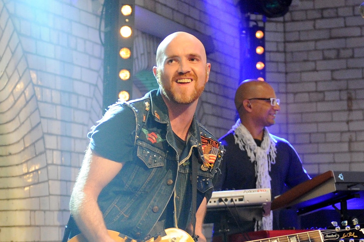iamwill's tweet card. The Script guitarist’s death was announced Friday