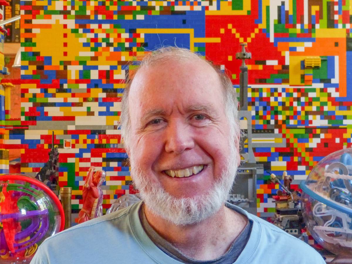 pebblecode's tweet card. In 1988 Kevin Kelly (my friend and business partner at Cool Tools) edited Signal, a book about "Communications Tools for the Information Age." With articles about smart phones, artificial life,…