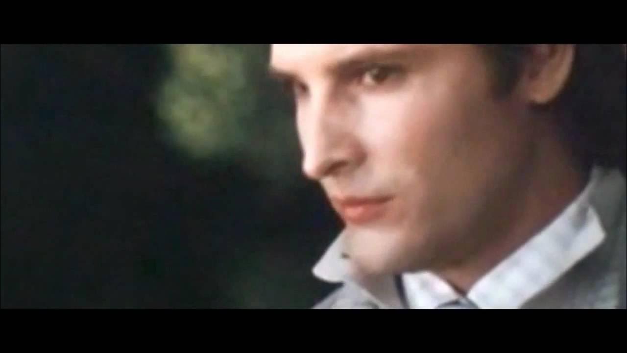 MsAdobetutorial's tweet card. Amanecer Trailer en Español.... Breaking Dawn Trailer