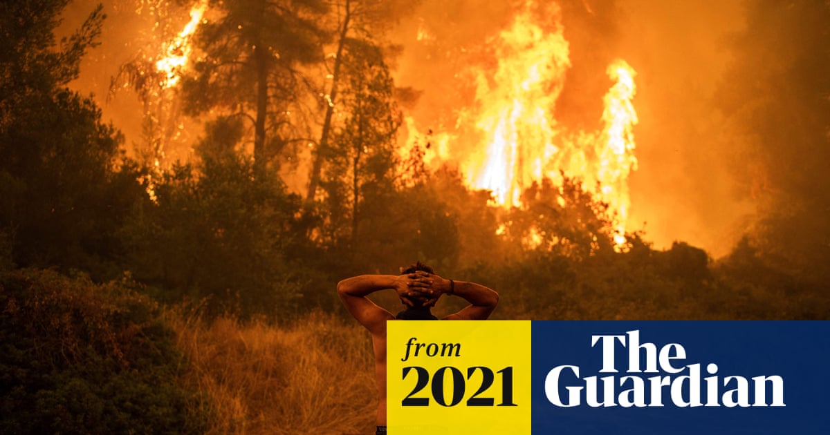 IsabelleIntrona's tweet card. Report warns temperatures likely to rise by more than 1.5C bringing widespread extreme weather
