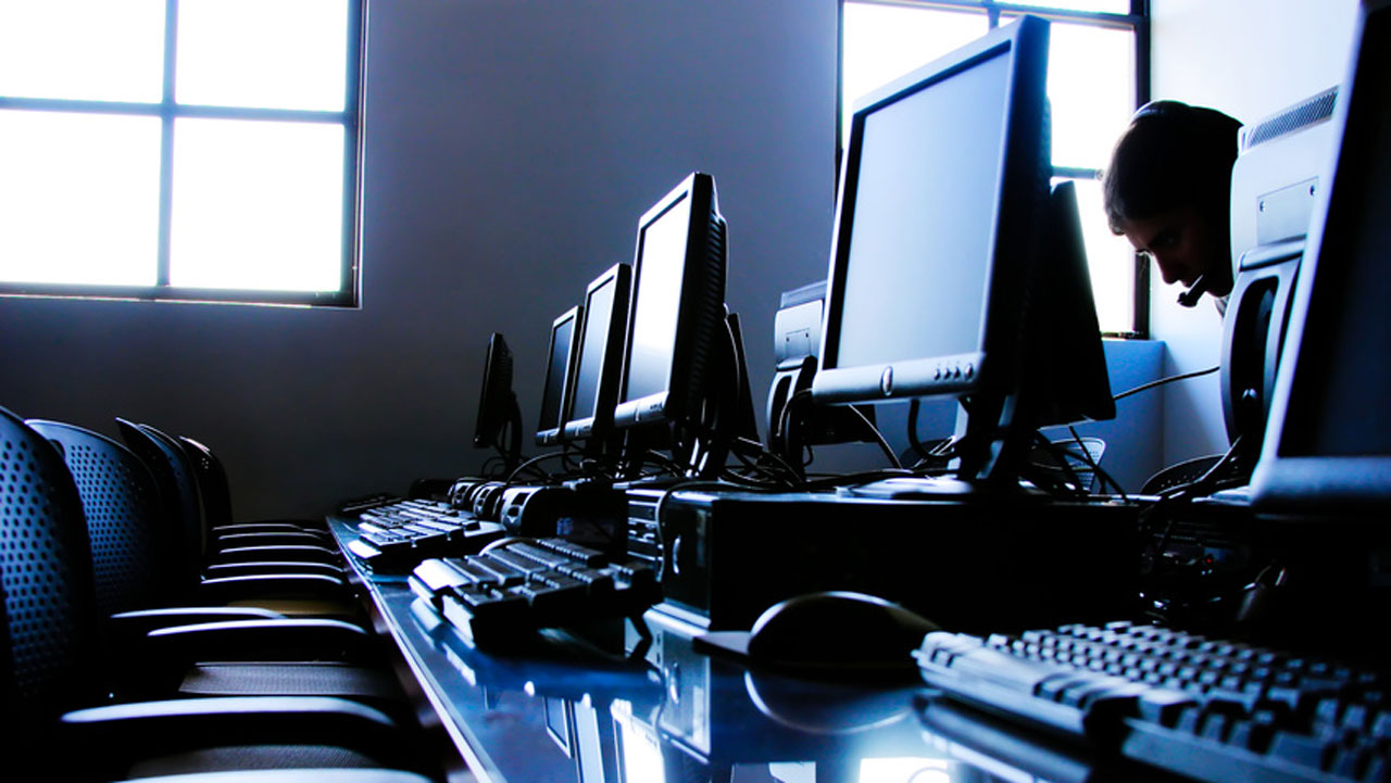 __deb_by's tweet card. The Federal Government has announced plans to crack down on individuals and organisations practising information technology without proper registration.