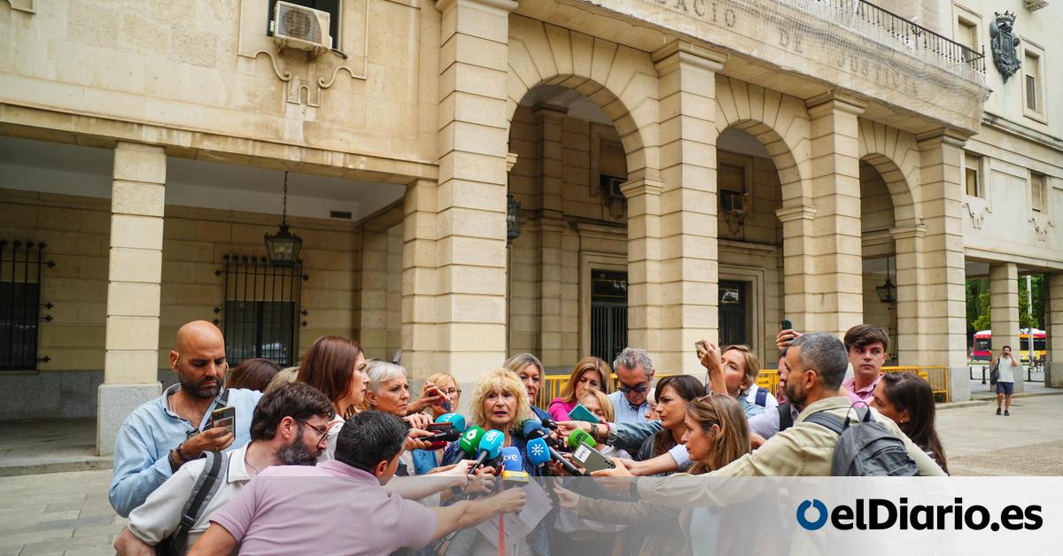 eldiarioes's tweet card. La asociación Amama denuncia la supuesta manipulación de los resultados del cribado de cáncer colgados en la aplicación informática del Servicio Andaluz de Salud, de los que ha desaparecido el...