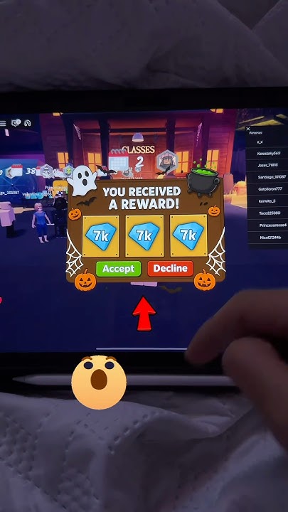ririm3122591849's tweet card. 💎🎁🎃HALLOWEN +7k X3 DIAMONDS🤩✅🎁 #roblox #robloxcdid #robloxedit...