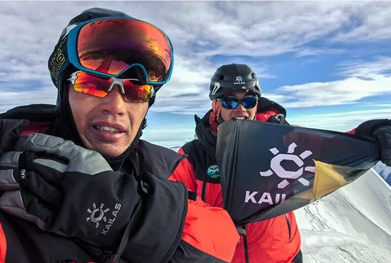 ExplorersWeb's tweet card. The 2025 Piolet d'Or shortlist includes Nepalese and Chinese alpinists for the first time. We will look at some of these climbs. Today: Mt. Siguniang.