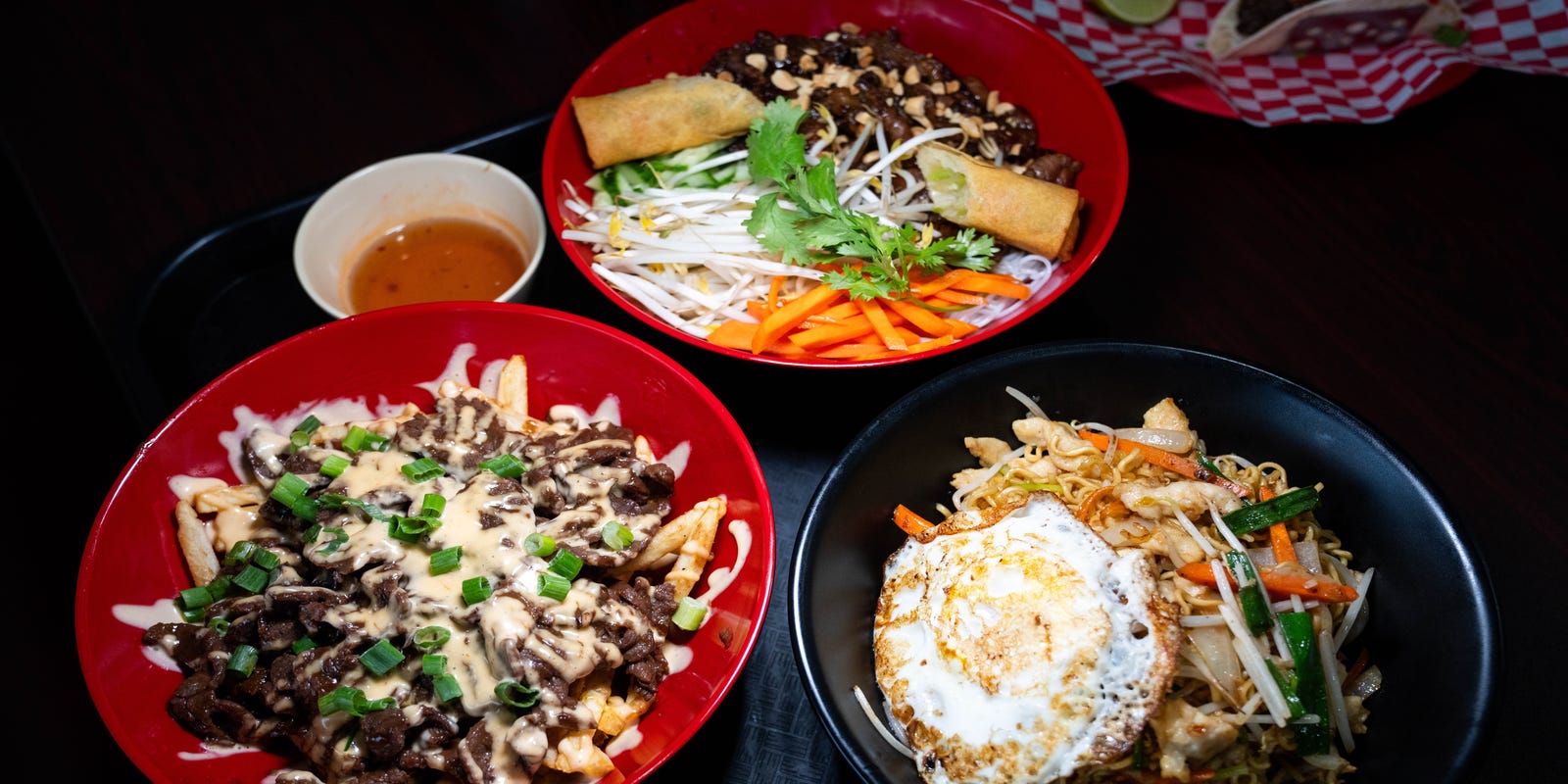 susanmstapleton's tweet card. Bamboo House blends Asian flavors in Des Moines with pho, ramen, bulgogi, and more at two locations offering dine-in, takeout, and delivery.