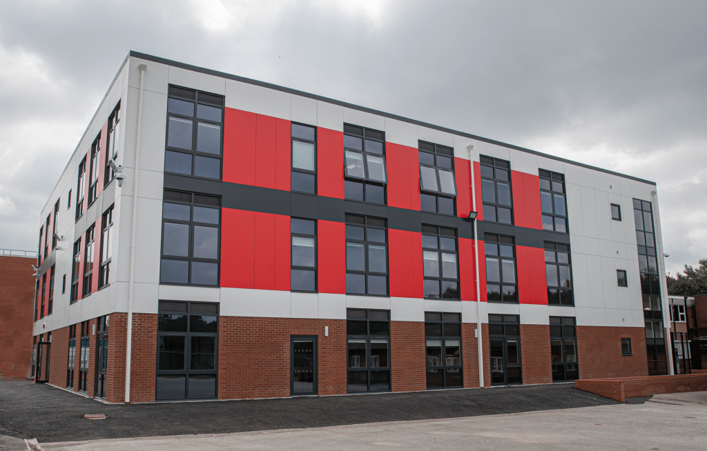 Modulek_LTD's tweet card. Learn how modular construction is going mainstream, offering shorter build schedules and reduced environmental impact.