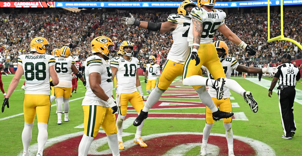 acmepackingco's tweet card. The Packers went after the middle on a couple of huge plays that set up critical scores.