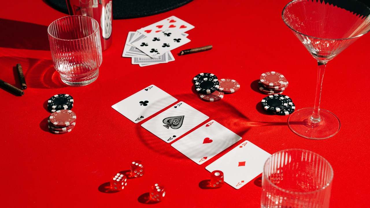 NaveenS16's tweet card. If you're thinking about going all-in on Vite, we look at the pros of its speed and ecosystem vs. the risks of lock-in and rising competition from Turbopack.