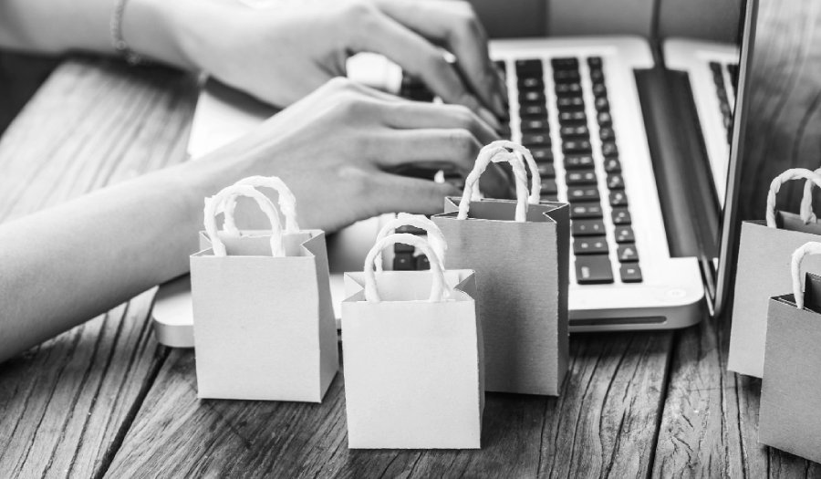 Red_Web_Design's tweet card. Are you trying to build an eCommerce brand that customers instantly recognise and trust? Want to learn how to turn first-time visitors into loyal buyers through powerful online branding? You’ll find...