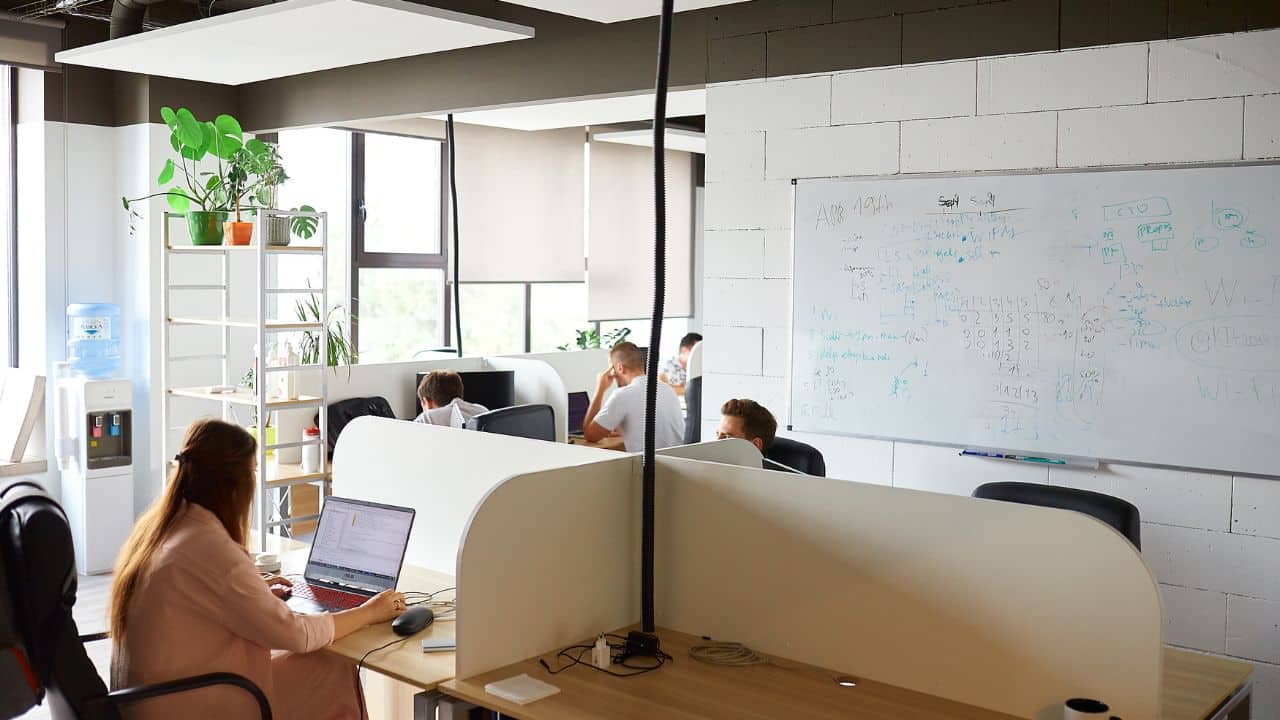 KitRUM_LLC's tweet card. How can you hire a Big Data developers? Where should you search, and how should you go about hiring? Read our new article.