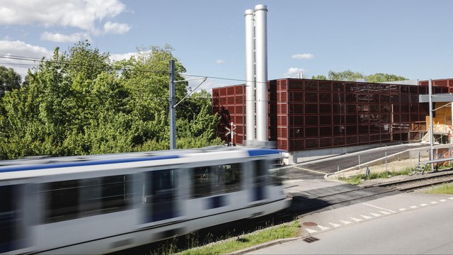 EPFL_en's tweet card. EPFL’s new Kuma supercomputer, which ranks 23rd in the Green500 ranking, illustrates EPFL’s efforts to support cutting-edge research with a low environmental impact. With Kuma, EPFL is helping anchor...