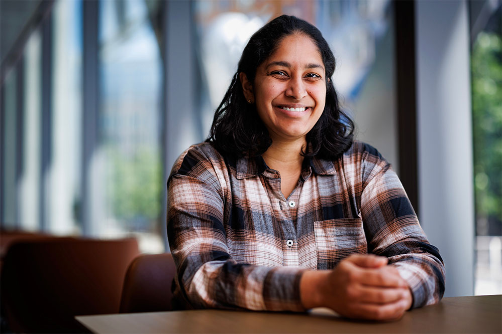 worryfreelabs's tweet card. A profile of MIT Assistant Professor Priya Donti explores her approach to applying machine learning to optimize renewable energy.