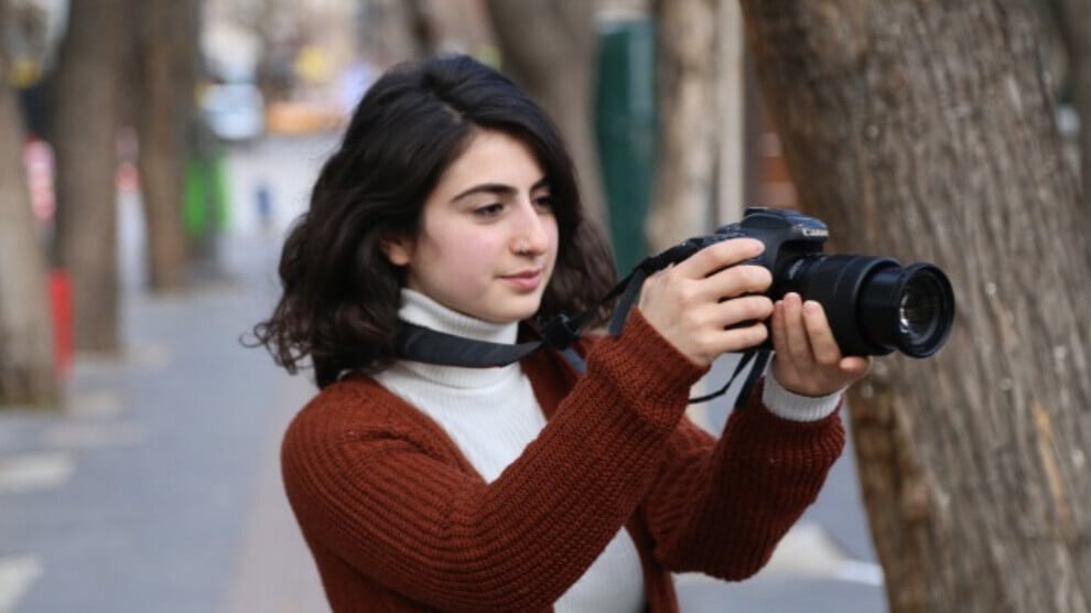 eccapecca's tweet card. A Turkish court has sentenced Kurdish journalist Öznur Değer to three years and four and a half months in prison on charges of “terrorist propaganda.” The verdict was announced on Tuesday by the Se...