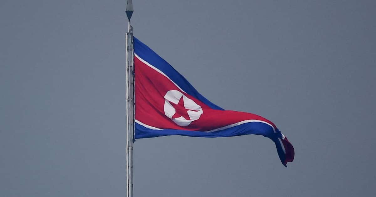 Sankei_news's tweet card. 日米韓主導で北朝鮮に対する国連制裁の履行状況を監視する「多国間制裁監視チーム（MSMT）」は22日、北朝鮮のサイバー活動に関する報告書を発表した。北朝鮮が20…