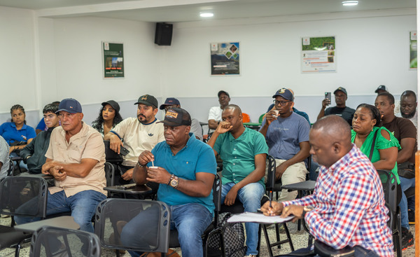 CodechocoCar's tweet card. CODECHOCÓ en articulación con la Agencia Nacional de Minería y los Consejos Comunitarios del Chocó, llevaron a cabo dialogo de socialización de los av