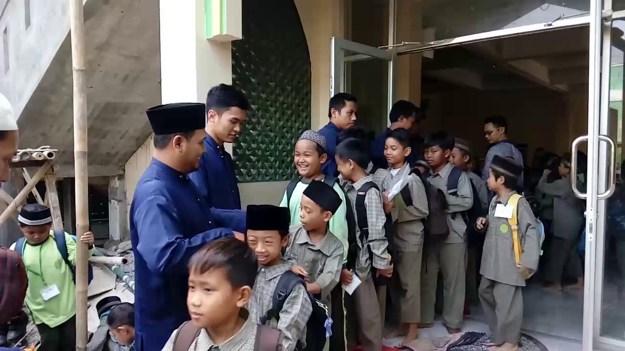 cgit12's tweet card. Acara Perpisahan Siswa Ibnu Abbas