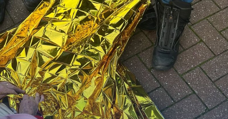 Hulpdiensten met spoed op pad voor gevallen vrouw in Alblasserdam
