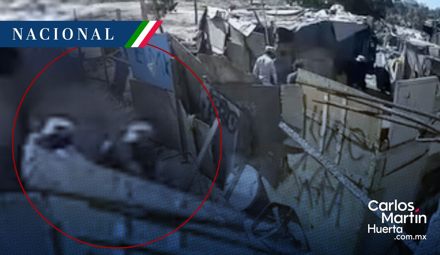 carlosmartinh's tweet card. Elementos de la Guardia Nacional fueron captados golpeando a dos detenidos en Tijuana. Esta situación ha causado mucha polémica en redes sociales, puesto que se puede ver a los oficiales dándoles...