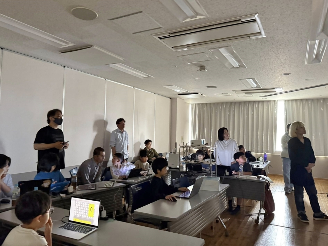 coderdojochofu's tweet card. www.youtube.com 5月25日(日) 第102回 CoderDojo 調布の様子です。 みんなの Scratch 作品は「CoderDojo 調布スタジオ」で確認できます。 https://scratch.mit.edu/studios/3690417/ 皆様のご参加お待ちしております！ 詳細および参加登録…