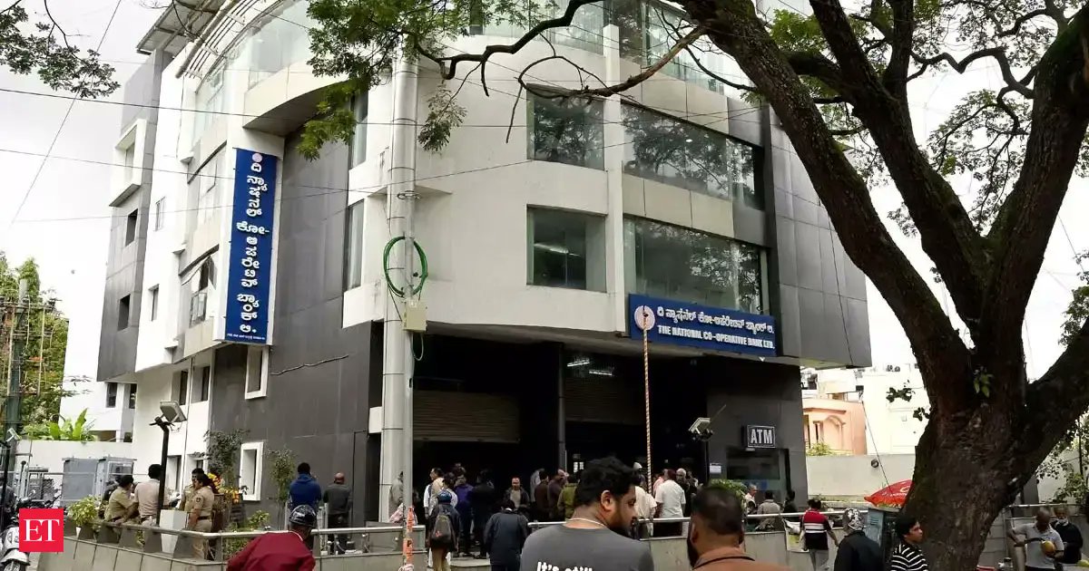 DrSankara_guha's tweet card. The RBI put out a statement in the morning limiting the bank's powers after it found the bank's finances to be weak to carry out normal business transactions. There were long queues of customers...